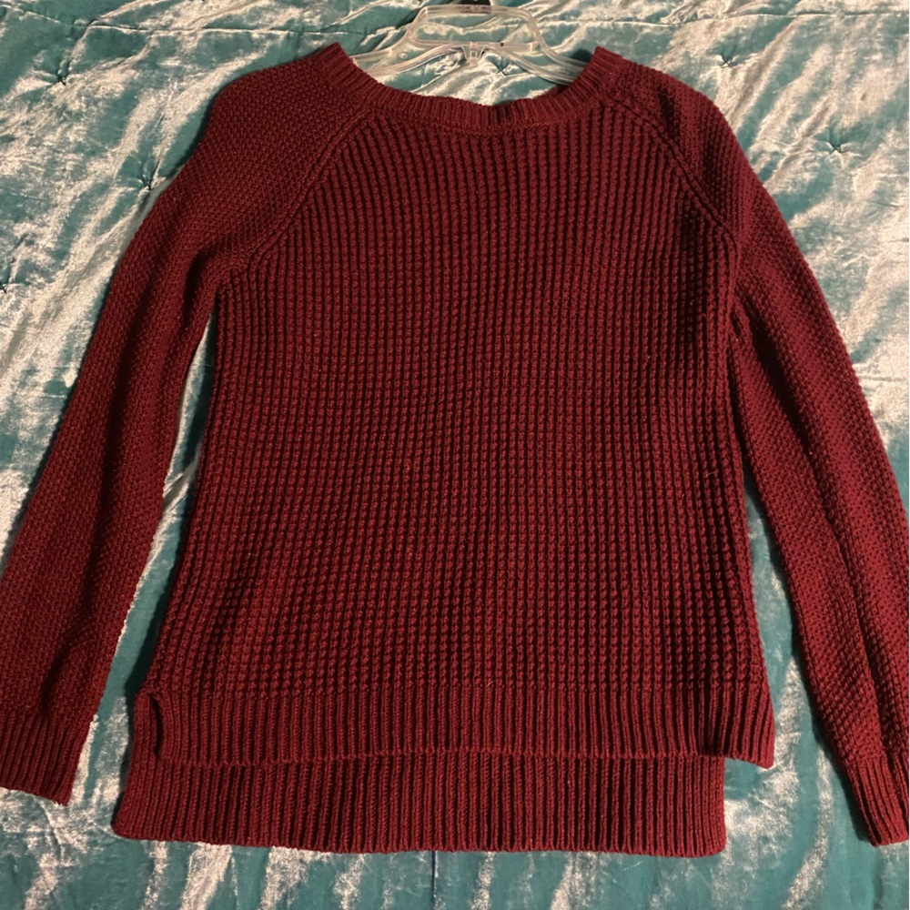 Junior’s sweater